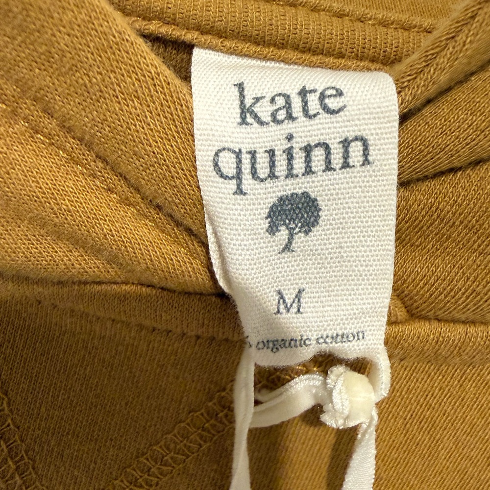 Kate Quinn Hoodie (M) - Picture 3 of 4